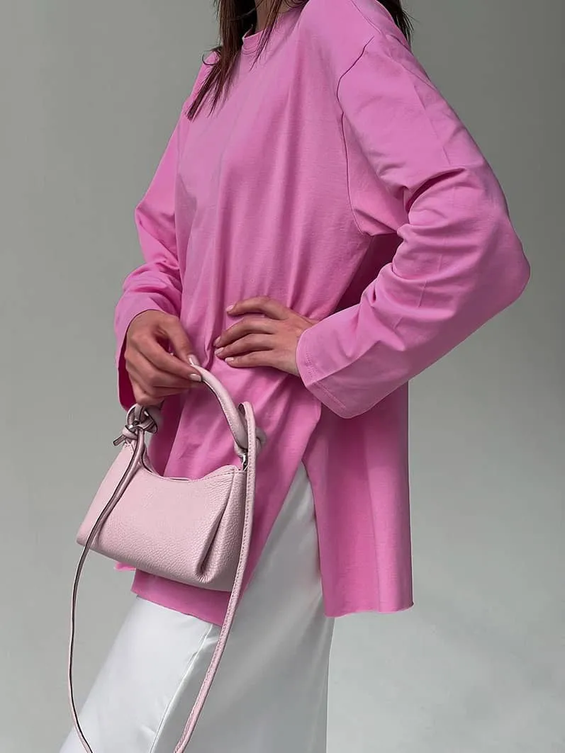 Loose-Fitting Versatile T-Shirt