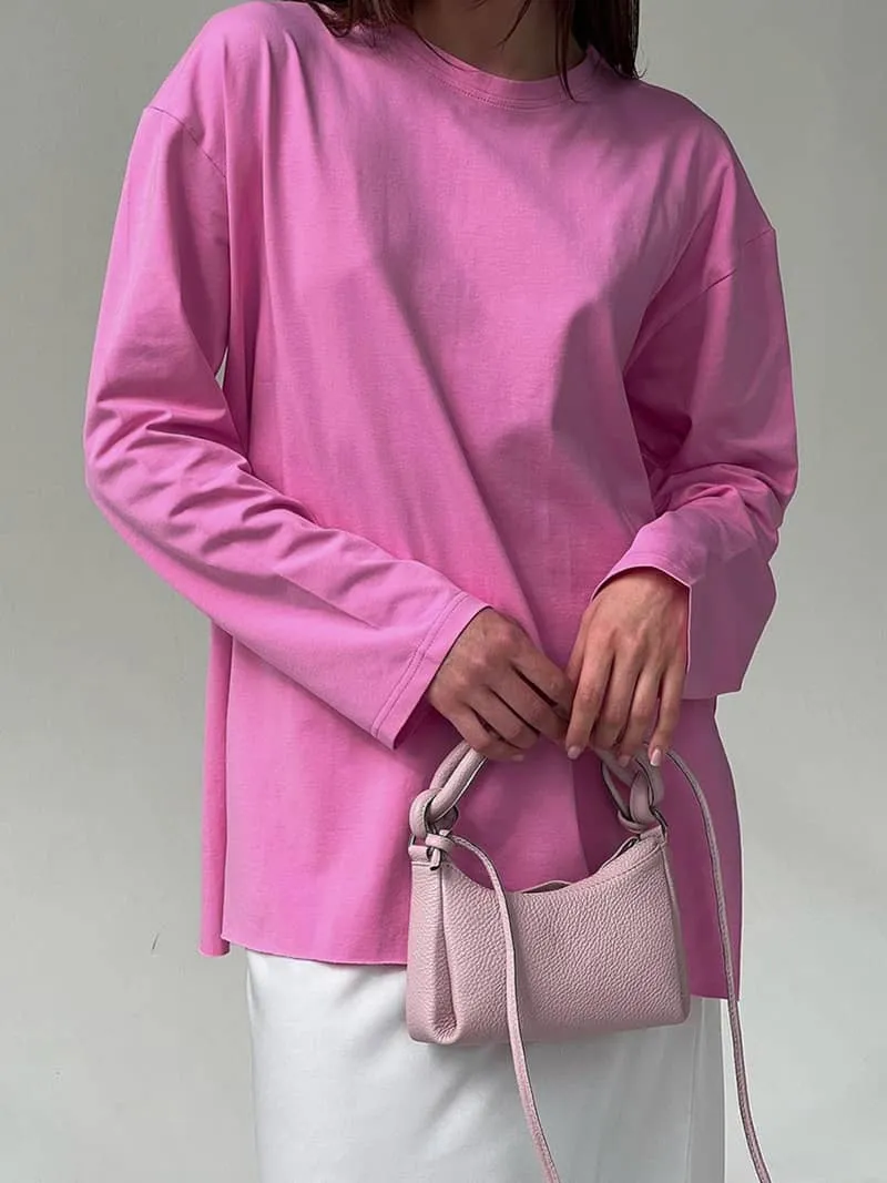 Loose-Fitting Versatile T-Shirt